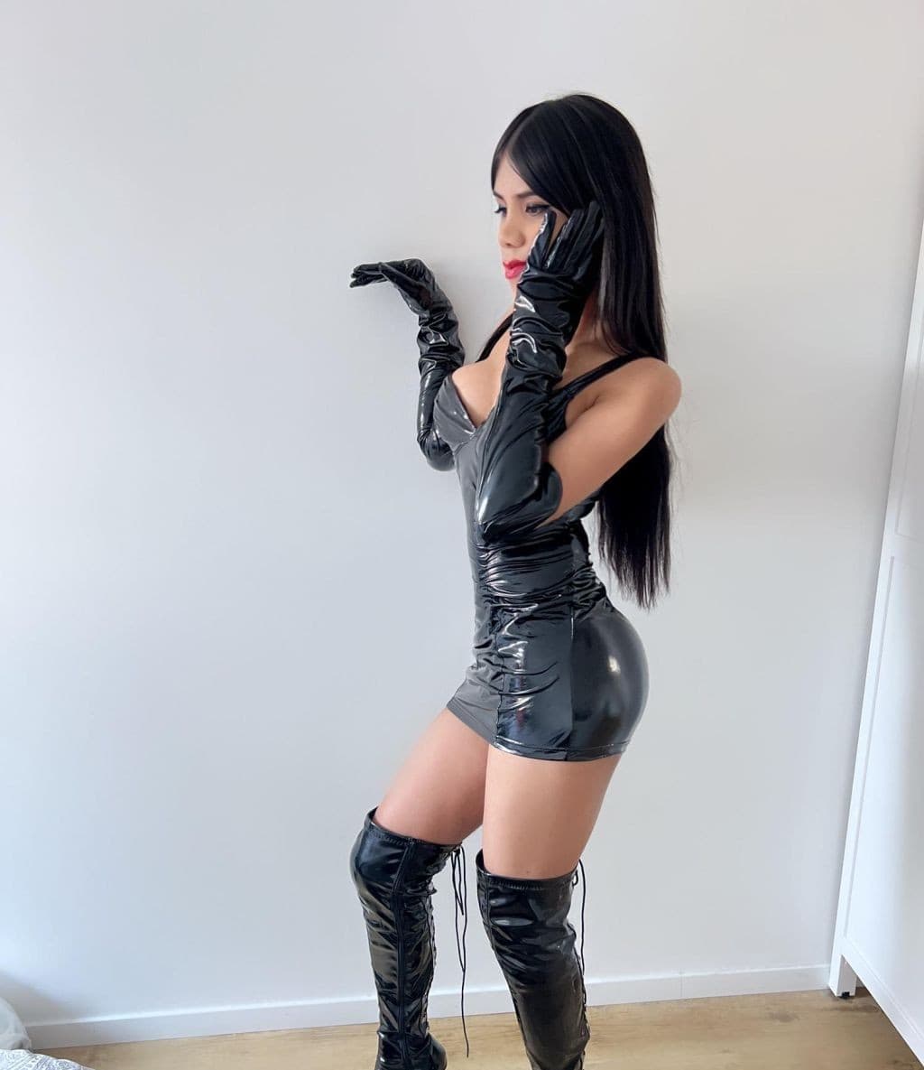 Emma escort in Ankara