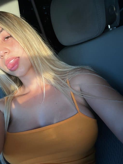 Sandra escort in Santiago