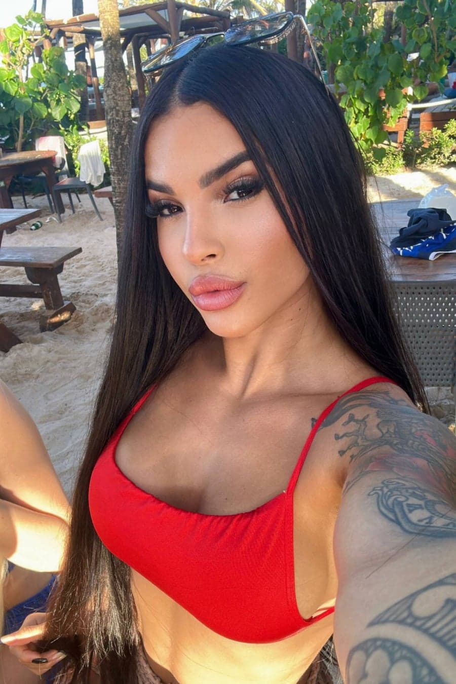 Vichy escort in London